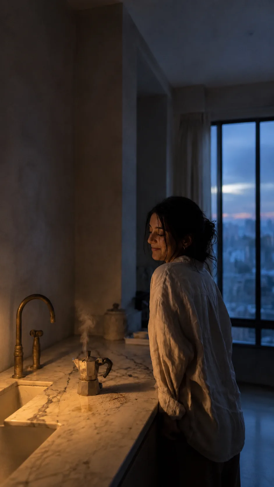 A frame from the reel "My 6am morning routine"